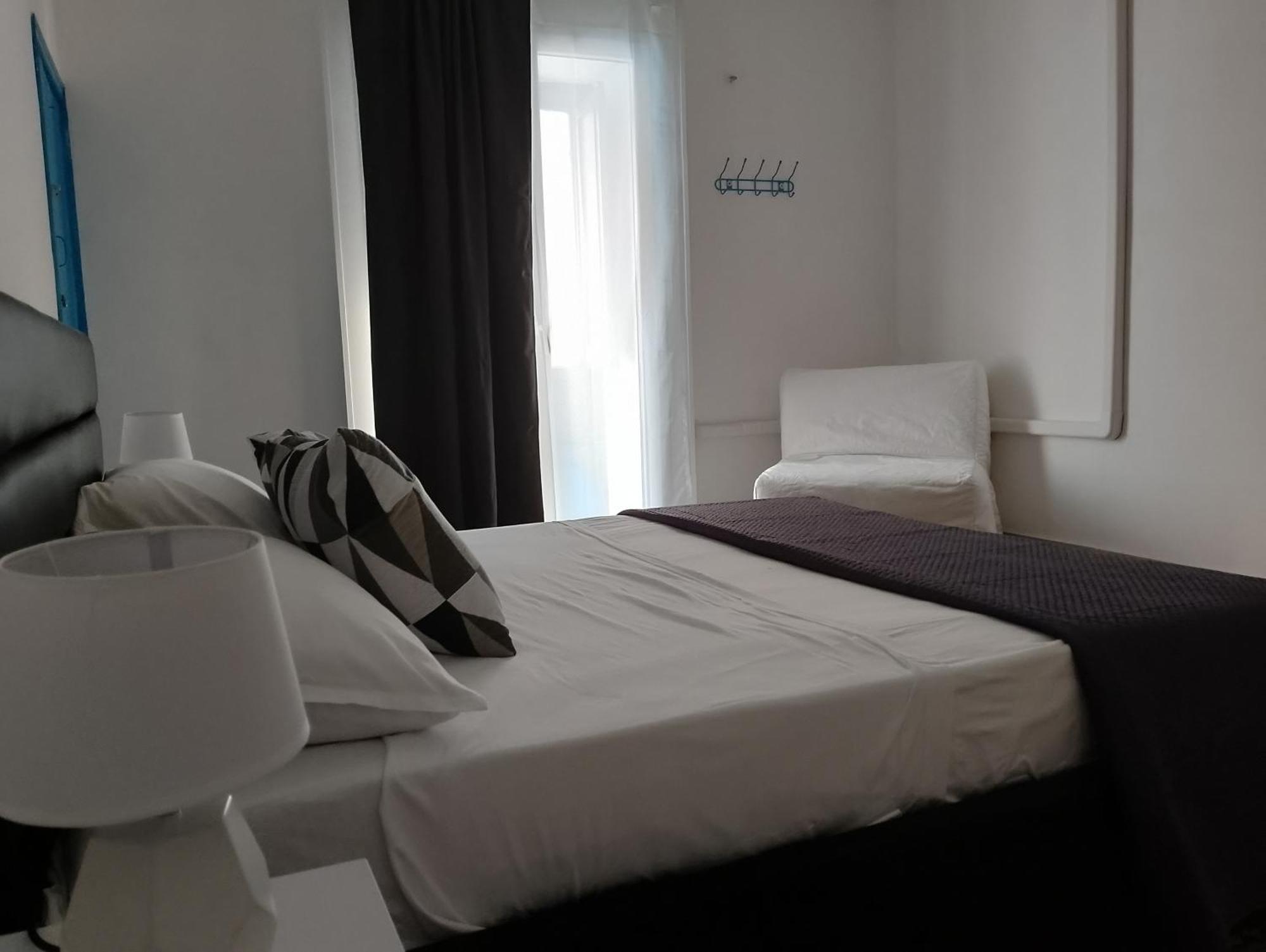 Amira Apartments Trapani Cameră foto